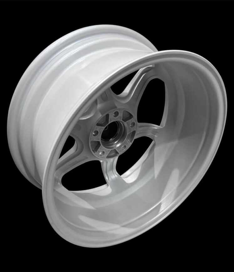 BMW 120 2000 Met. White 6 Spoke 17 inch Alloy Wheels, 65-70